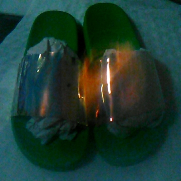 Sandals - Picture 1 of 4